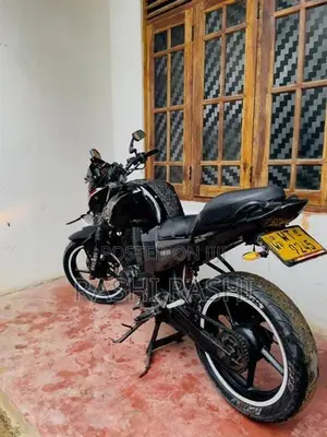 Yamaha FZ 1 v1 2011