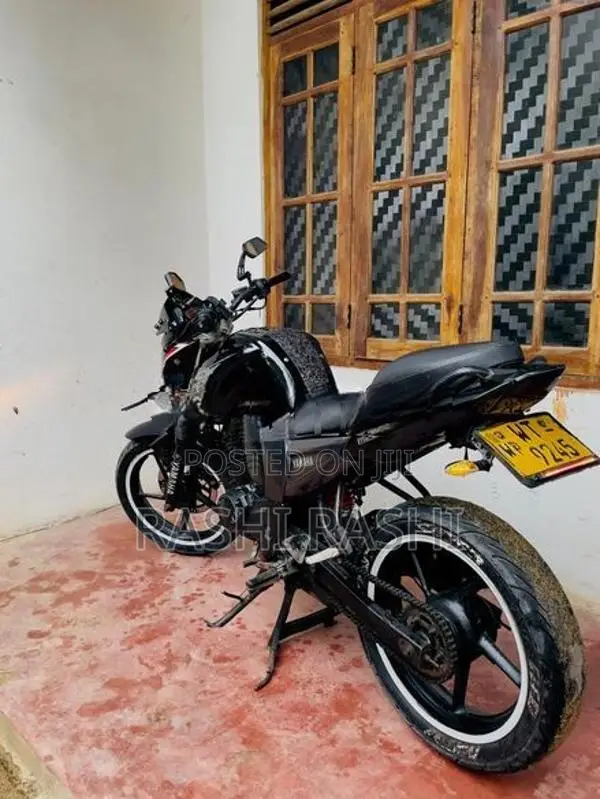 Yamaha FZ 1 v1 2011