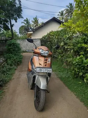 Mahindra Gusto 125 2017