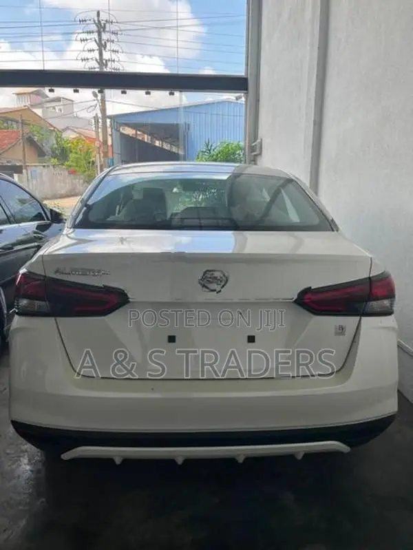 Nissan Almera 2025