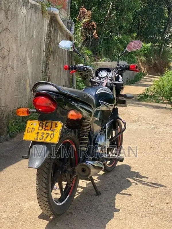 Bajaj Platina 100 ES 2016