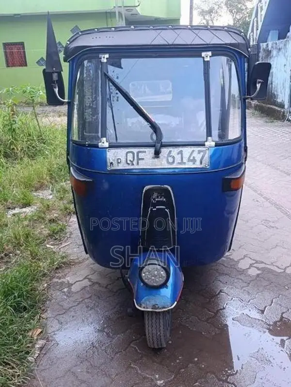 Bajaj RE Three Wheeler 2006
