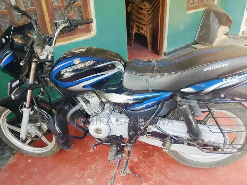 Bajaj Discover 125 2015