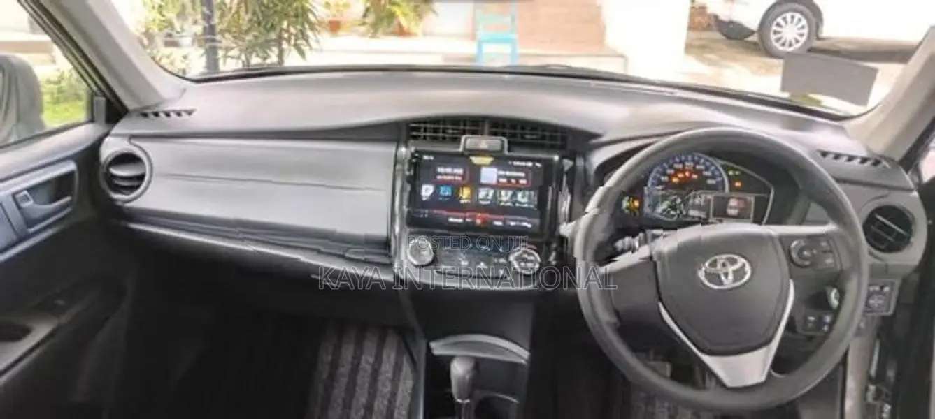 Toyota Axio 2025