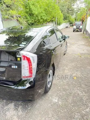 Toyota Prius S Grade 2014