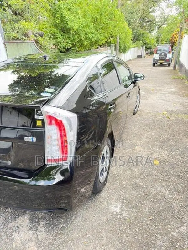 Toyota Prius S Grade 2014
