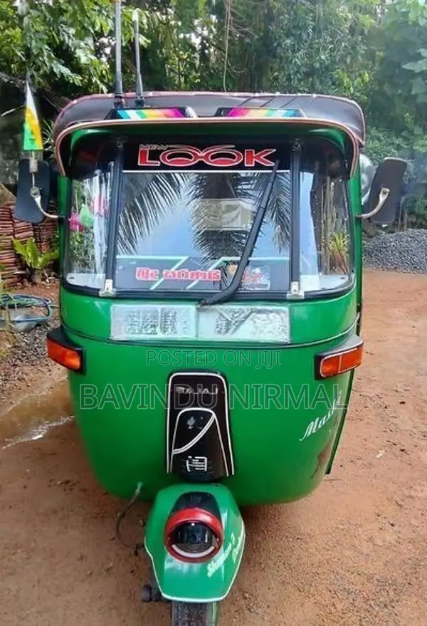 Bajaj RE 2009