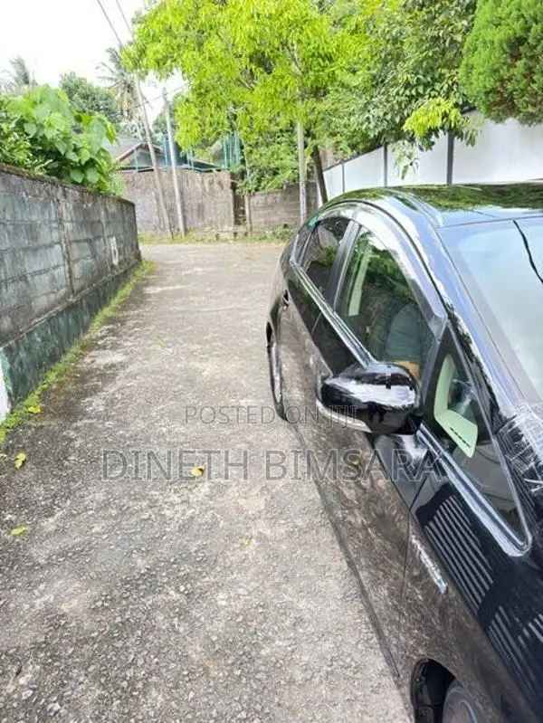 Toyota Prius S Grade 2014