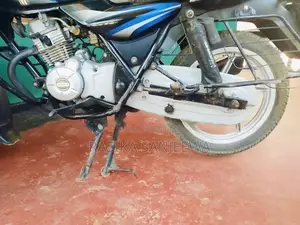 Bajaj Discover 125 2015