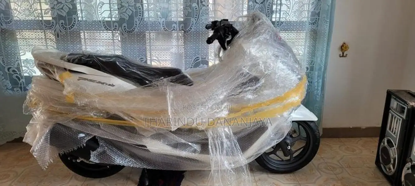 Honda PCX 2025