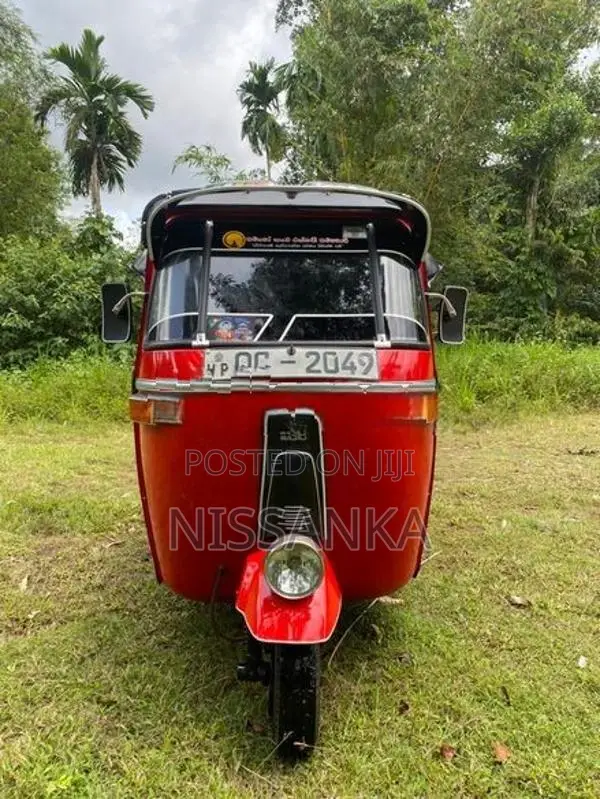 Bajaj RE 2 stroke 2005