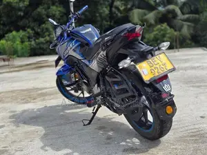 Honda CB Hornet 2016
