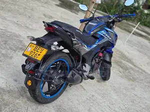 Honda CB Hornet 2016