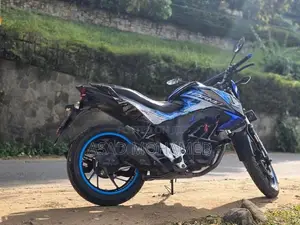 Honda CB Hornet 2016