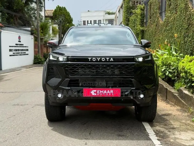 Toyota Hilux Travo Overland 2026
