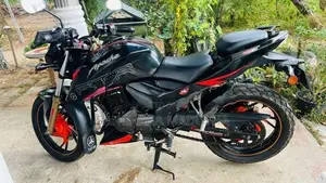 TVS Apache 200 4v 2016