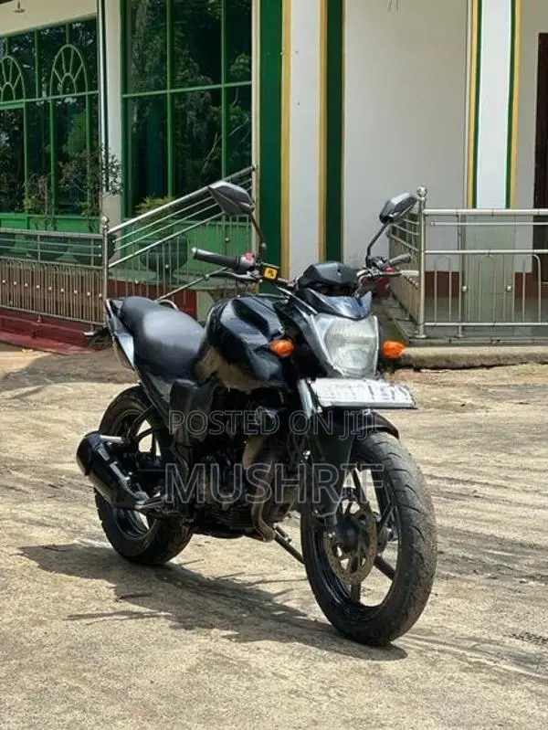 Yamaha FZS V1 2012