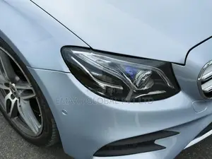 Mercedes Benz E350 Premium Plus 2017