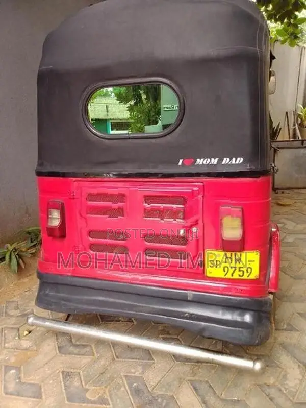 Bajaj RE 2004