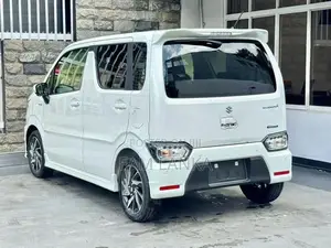 Suzuki Wagon R Custom ZX 2026