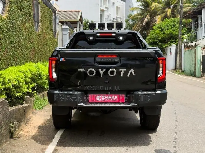 Toyota Hilux Travo Overland 2026