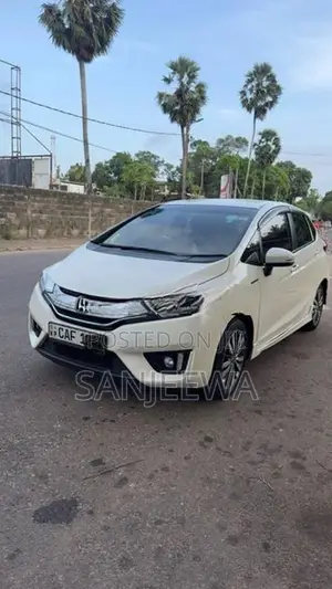 Honda Fit Gp5s 2014