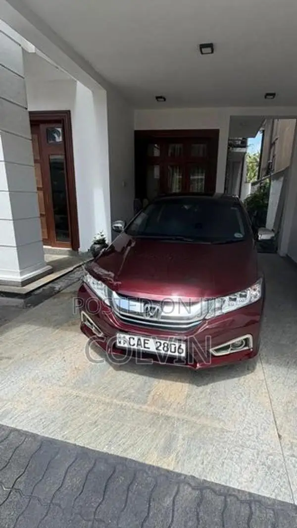 Honda Grace 2014