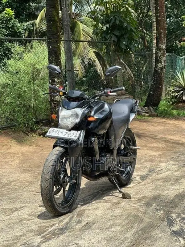 Yamaha FZS V1 2012