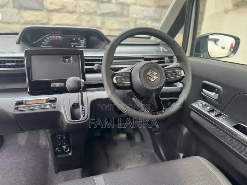 Suzuki Wagon R Custom ZX 2026