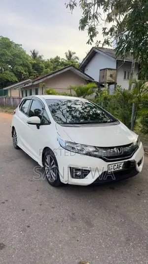 Honda Fit Gp5s 2014