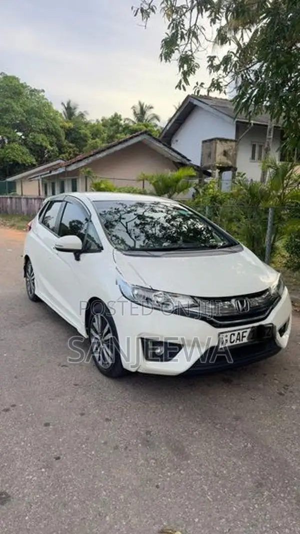 Honda Fit Gp5s 2014