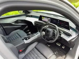 Peugeot 5008 2025