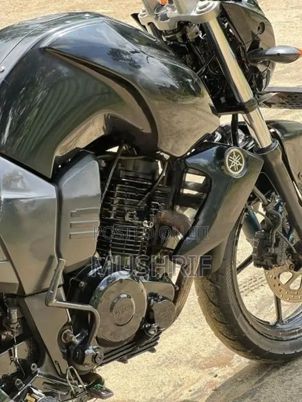 Yamaha FZS V1 2012
