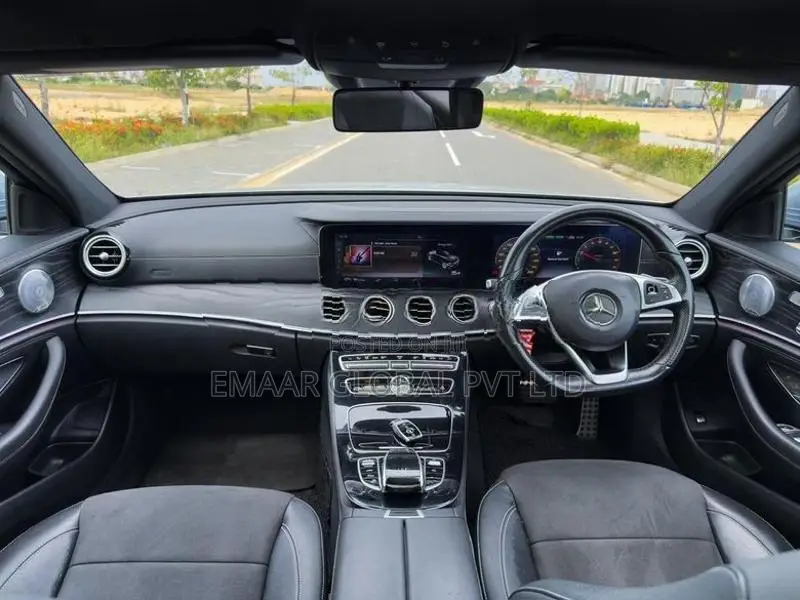 Mercedes Benz E350 Premium Plus 2017