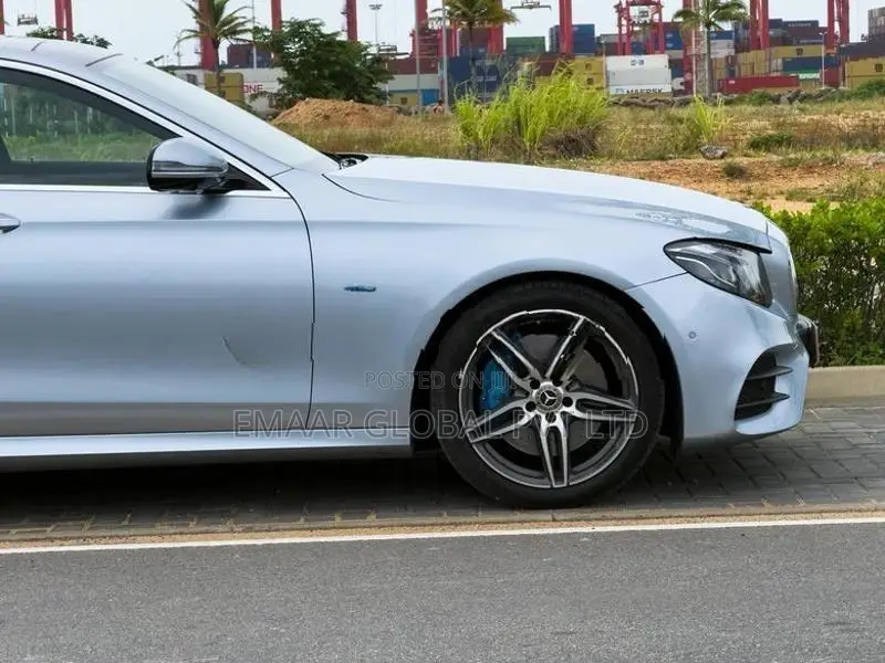 Mercedes Benz E350 Premium Plus 2017