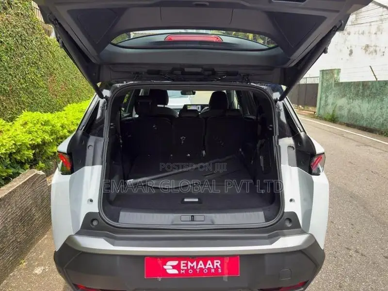 Peugeot 5008 2025