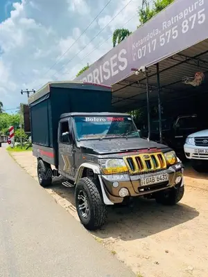Mahindra Bolero Maxitruck 2015