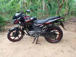 Bajaj Pulsar 150 2017
