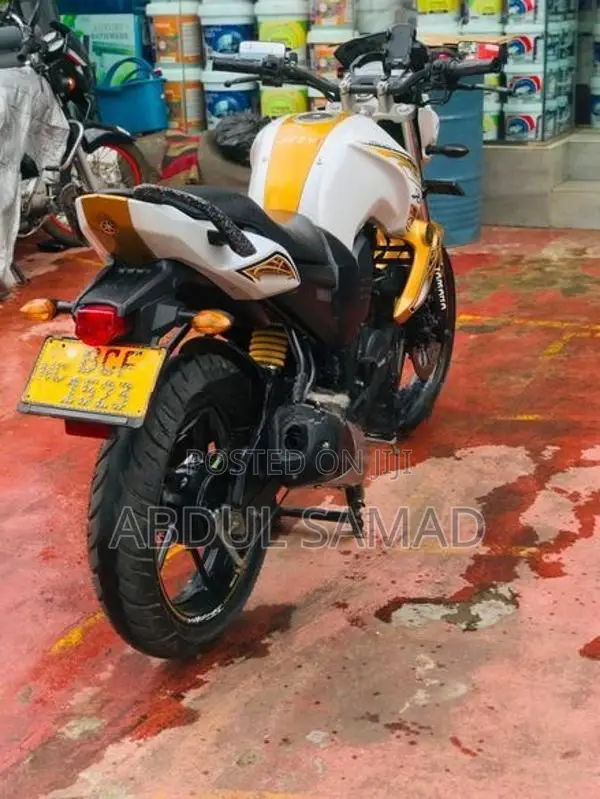 Yamaha FZS V1 2014