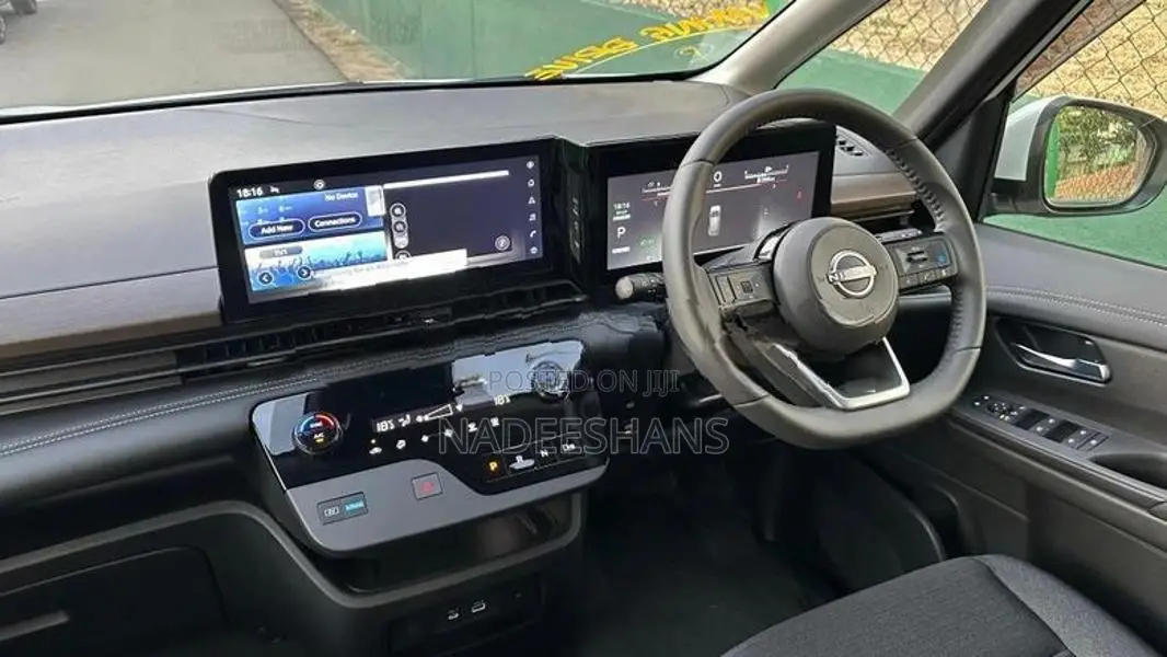 Nissan Serena E-POWER 2025