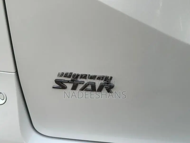 Nissan Serena E-POWER 2025