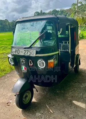Bajaj RE RE4STROKE 2011