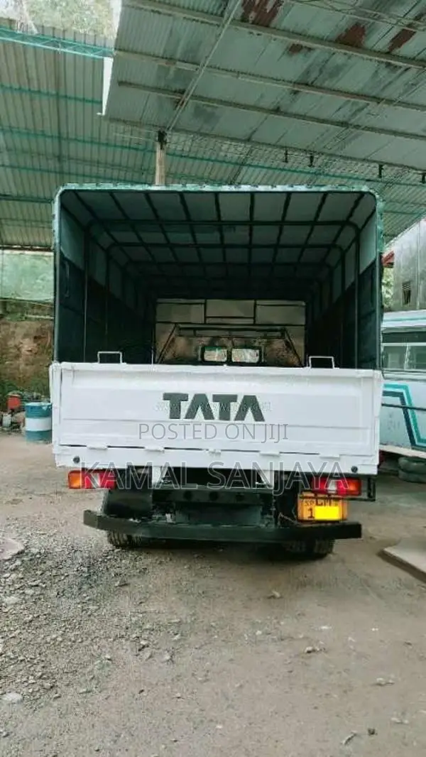 Tata Ultra 2015 Lorry (Used)