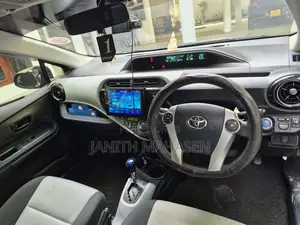 Toyota Aqua 2013 Gray