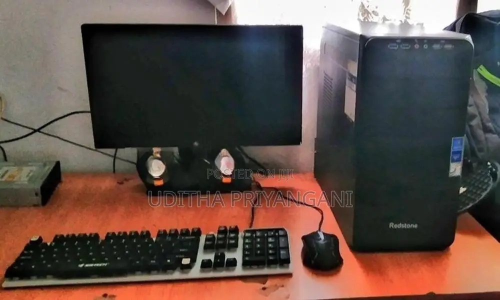 19 inch Dell monitor