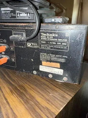 Amp with Speakers