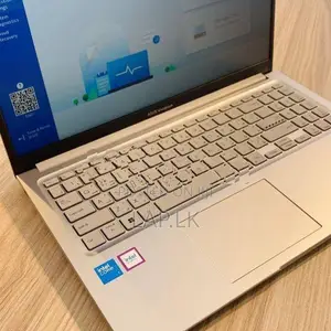 New Asus VivoBook Core 7 150U 14th GEN Laptop 16GB / 512GB