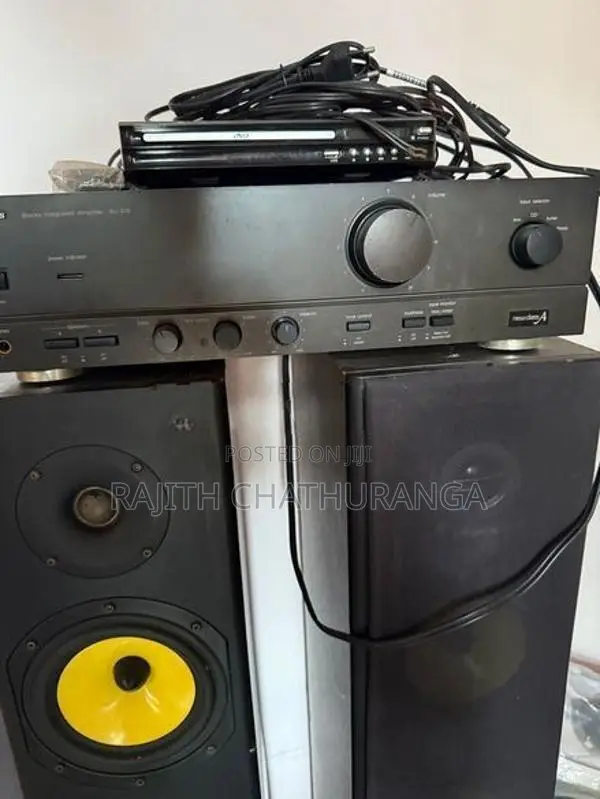 Amp with Speakers