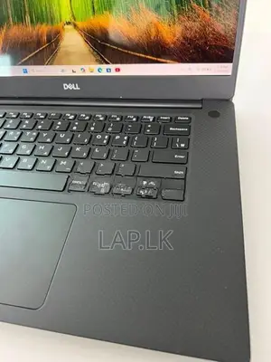 Dell XPS Core i9 9980HK GTX 1650 4GB VGA 32GB RAM 512GB SSD