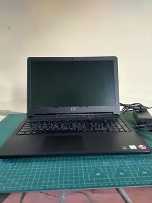 Dell Vostro 15 3559